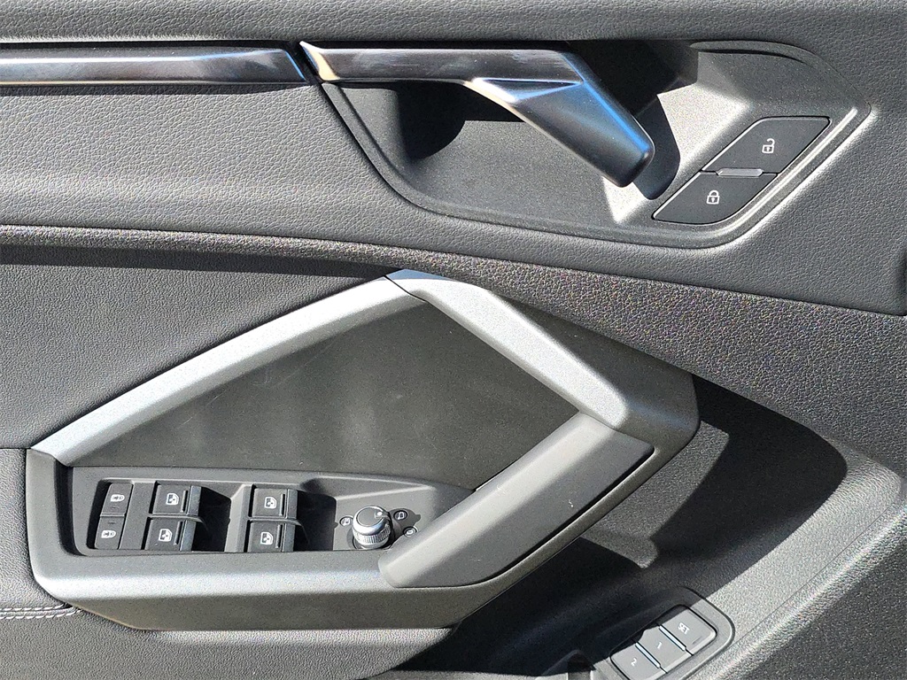 2025 Audi Q3 S Line Premium Image 28 of 36