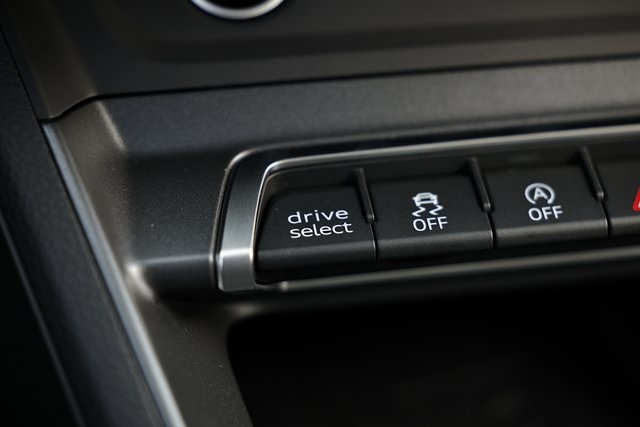 2025 Audi Q3 S Line Premium Image 26 of 41