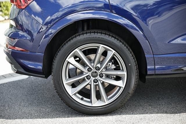 2025 Audi Q3 S Line Premium Image 9 of 41