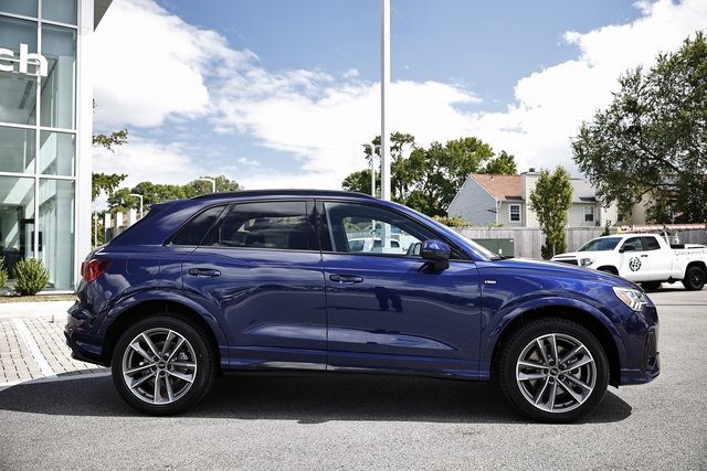 2025 Audi Q3 S Line Premium Image 3 of 41