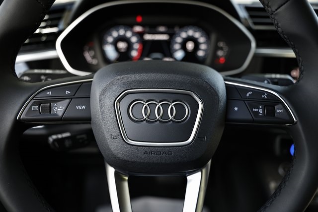 2025 Audi Q3 S Line Premium Image 19 of 41