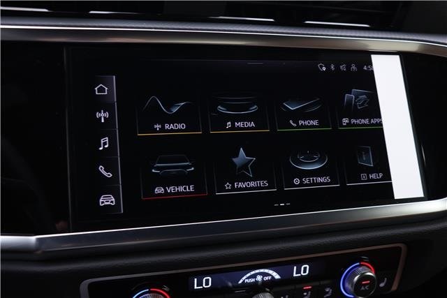 Vehicle image 17 of 17