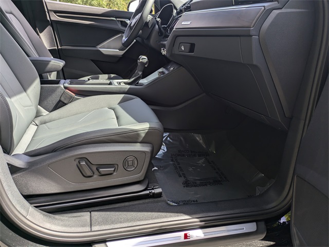 2025 Audi Q3 S Line Premium Image 24 of 28