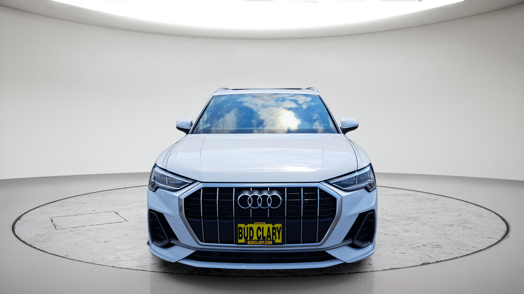 2025 Audi Q3 S Line Premium Image 2 of 29