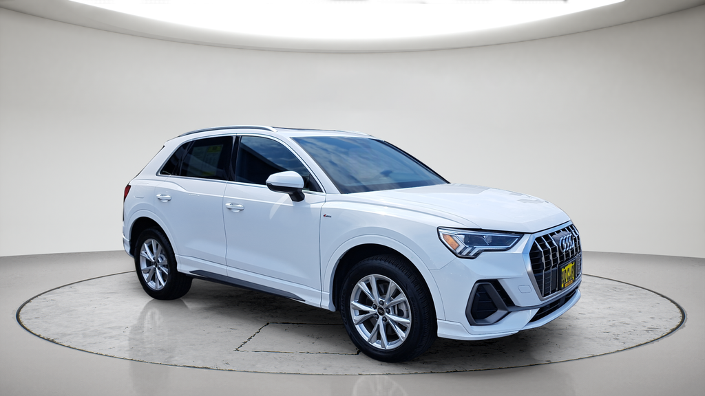 2025 Audi Q3 S Line Premium Image 3 of 29