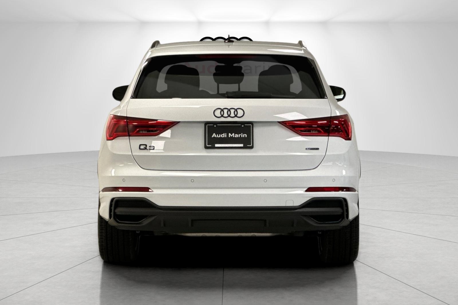 Vehicle image 6 of 26