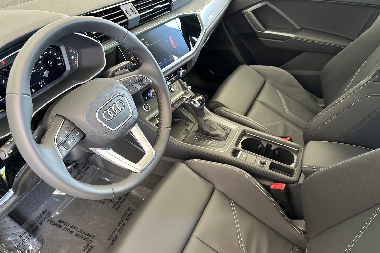 Vehicle image 9 of 26