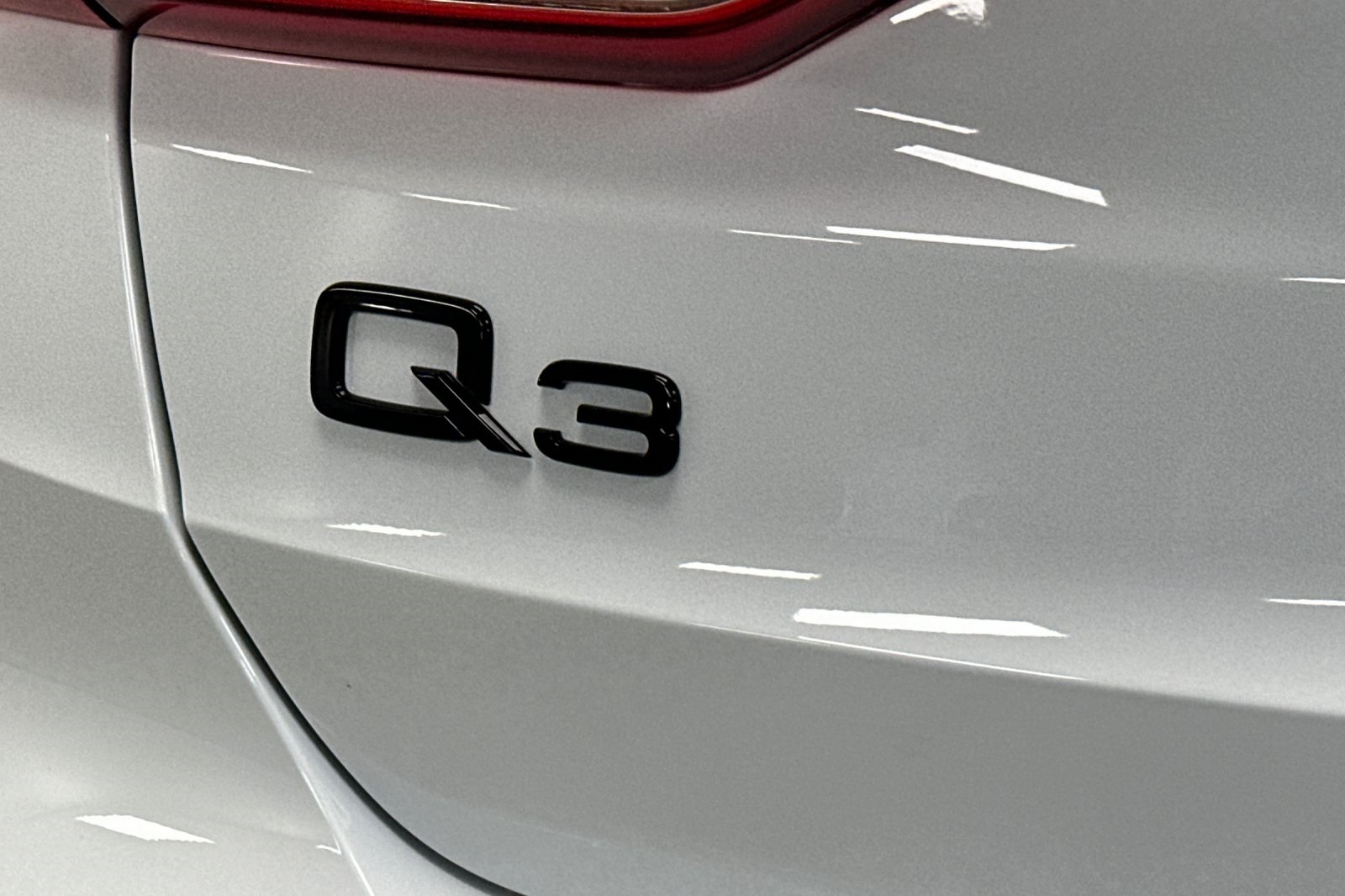 Vehicle image 25 of 26