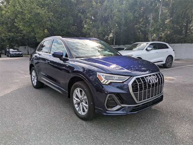2025 Audi Q3 S Line Premium Image 3 of 28