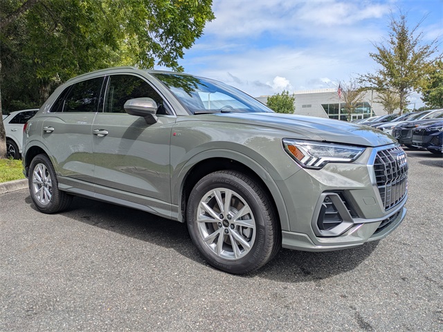2025 Audi Q3 S Line Premium Image 3 of 28