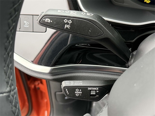 Vehicle image 16 of 30