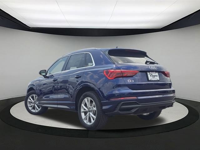 Vehicle image 7 of 27