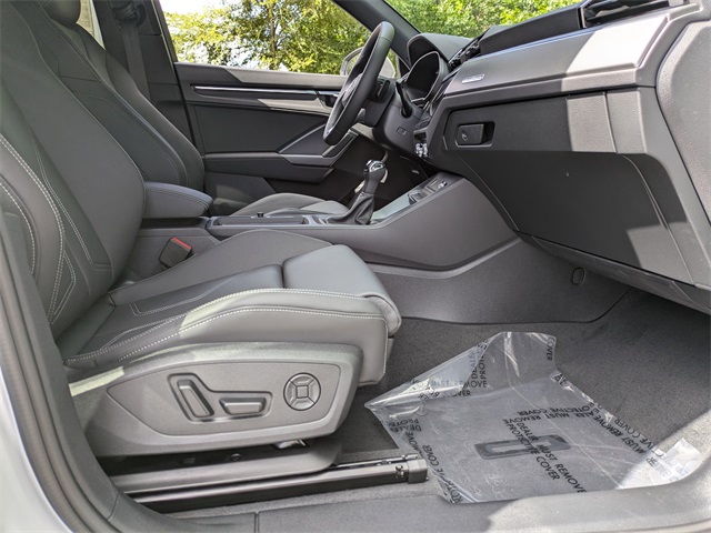 2025 Audi Q3 S Line Premium Image 13 of 27