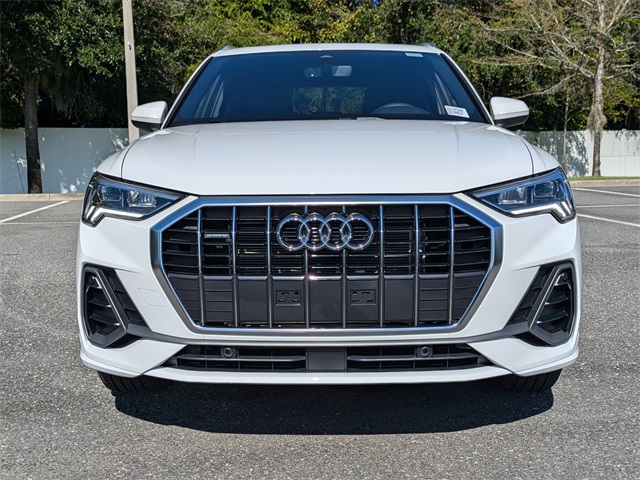 2025 Audi Q3 S Line Premium Image 2 of 30
