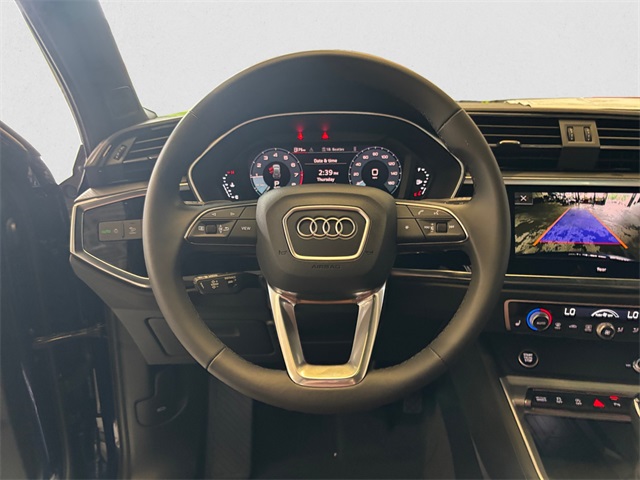Vehicle image 15 of 15