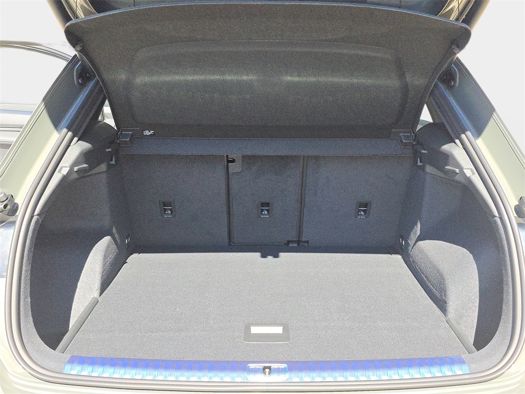 2025 Audi Q3 S Line Premium Image 11 of 35