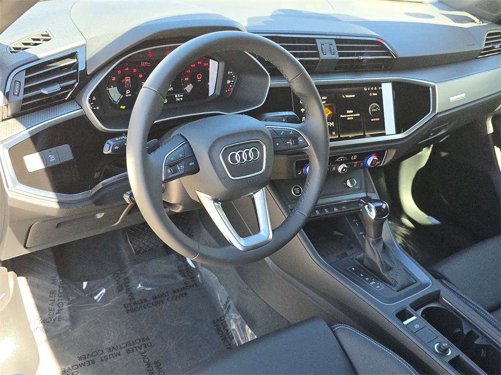 2025 Audi Q3 S Line Premium Image 17 of 35