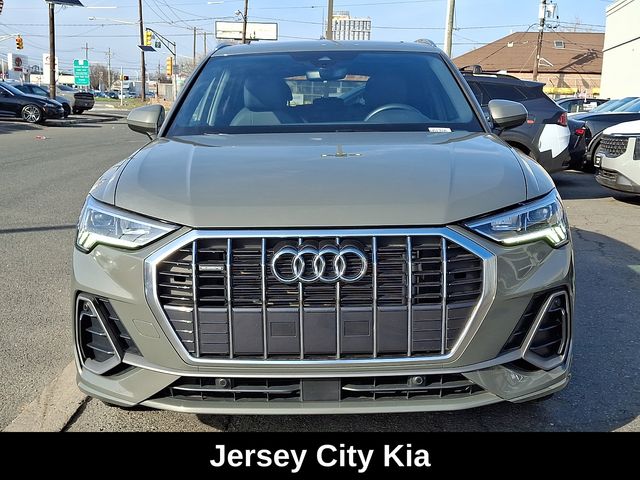 2025 Audi Q3 S Line Premium Image 2 of 30