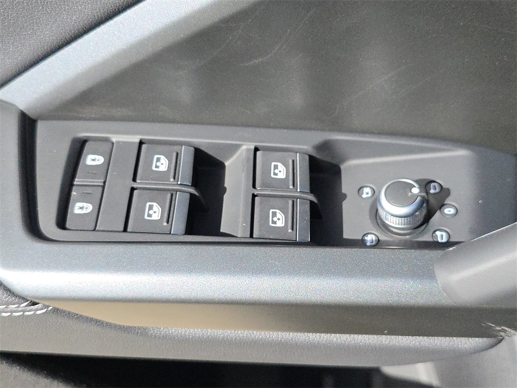 2025 Audi Q3 S Line Premium Image 29 of 35