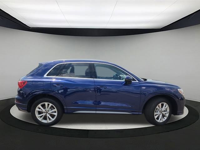 Vehicle image 4 of 27