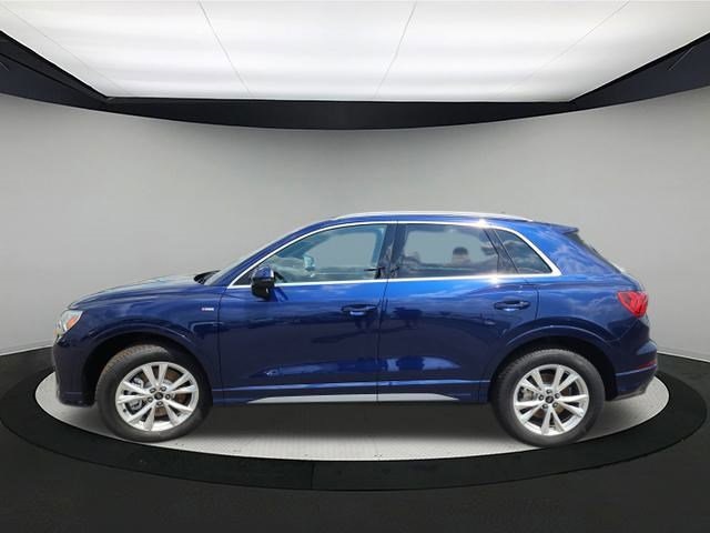 Vehicle image 8 of 27
