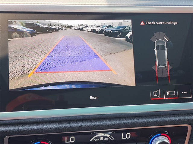 Vehicle image 16 of 27