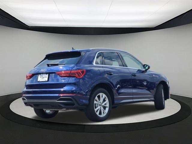 Vehicle image 5 of 27