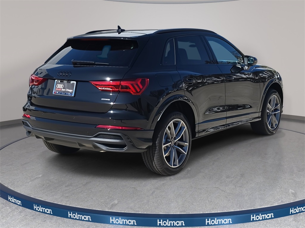 2025 Audi Q3 S Line Premium Image 5 of 35