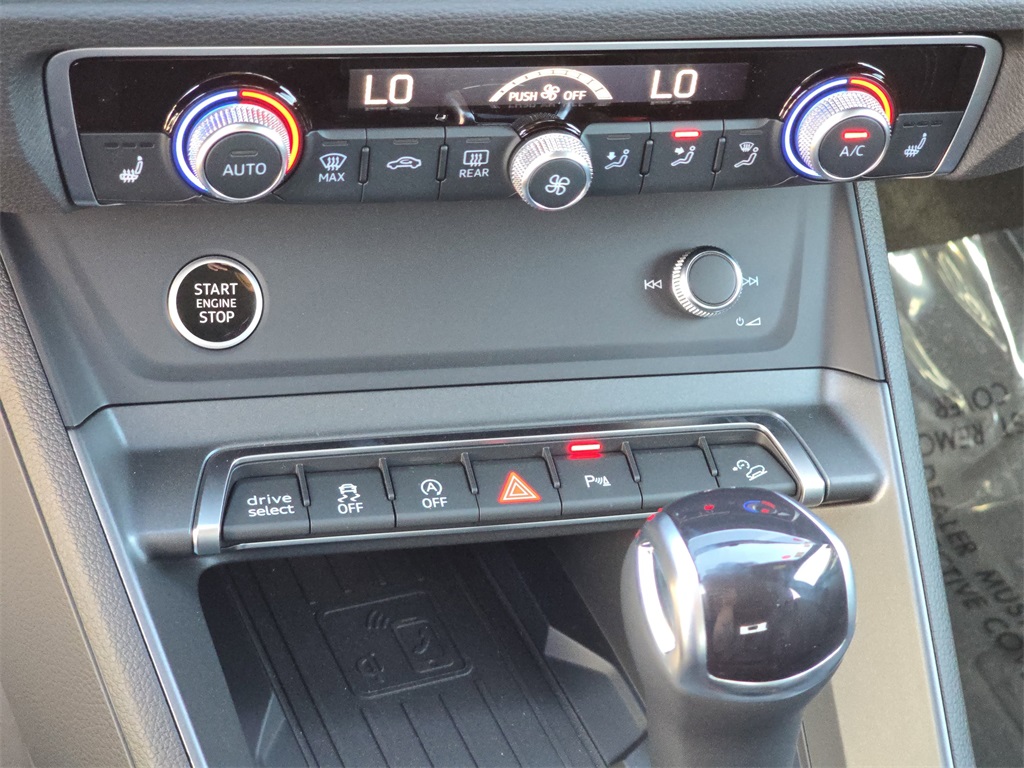 2025 Audi Q3 S Line Premium Image 33 of 35