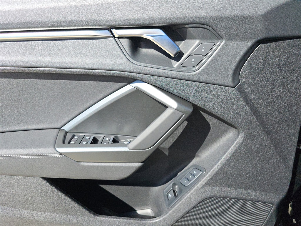 2025 Audi Q3 S Line Premium Image 25 of 35