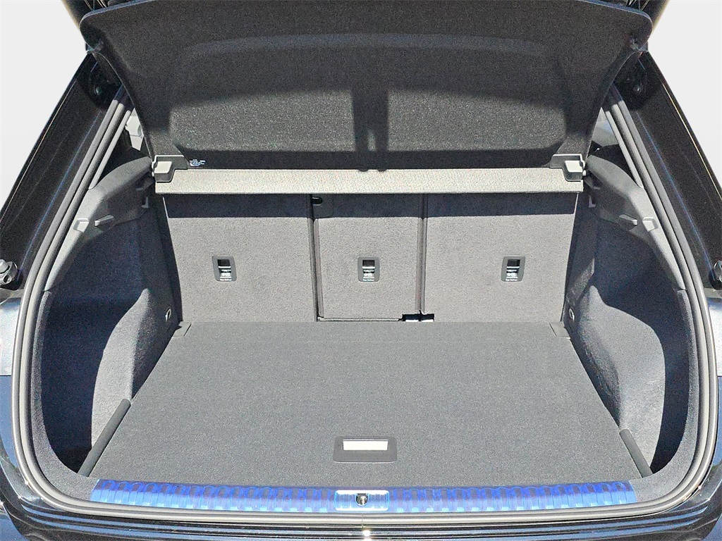 2025 Audi Q3 S Line Premium Image 11 of 35