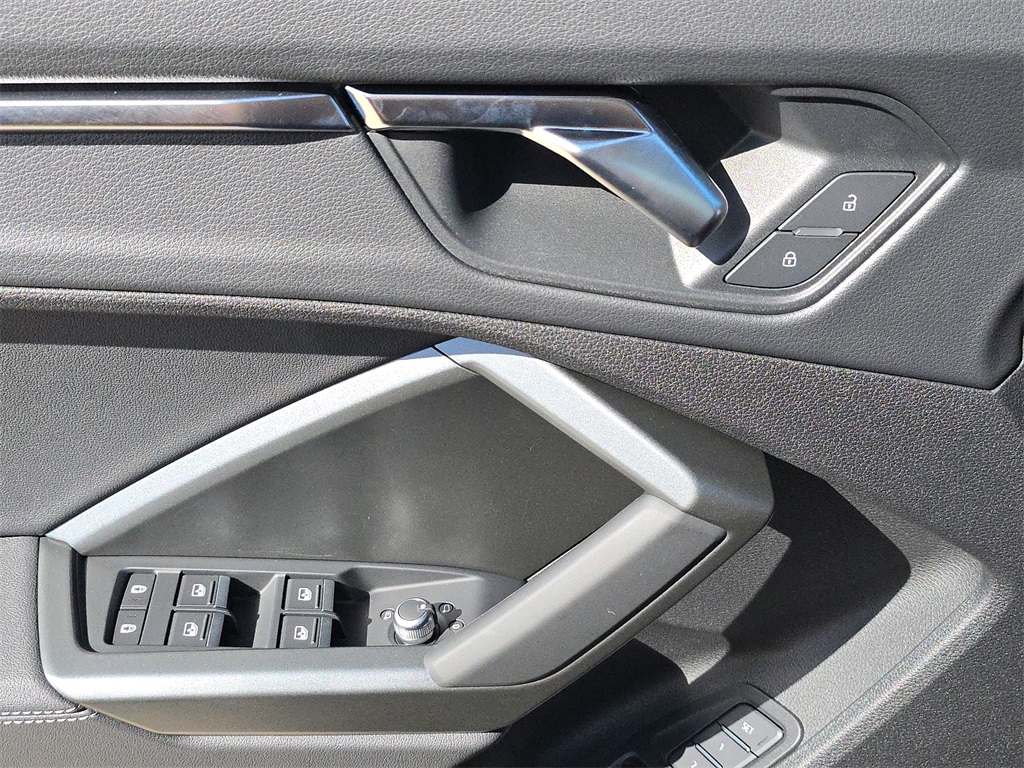 2025 Audi Q3 S Line Premium Image 26 of 35