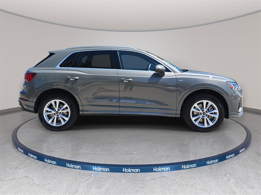 2025 Audi Q3 S Line Premium Image 4 of 35