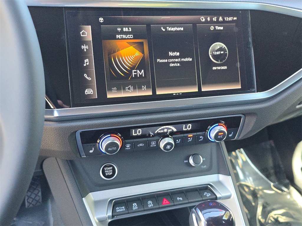 2025 Audi Q3 S Line Premium Image 24 of 35