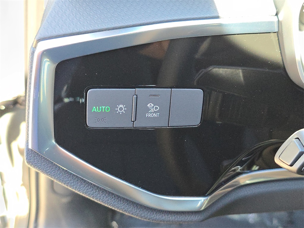 2025 Audi Q3 S Line Premium Image 29 of 35