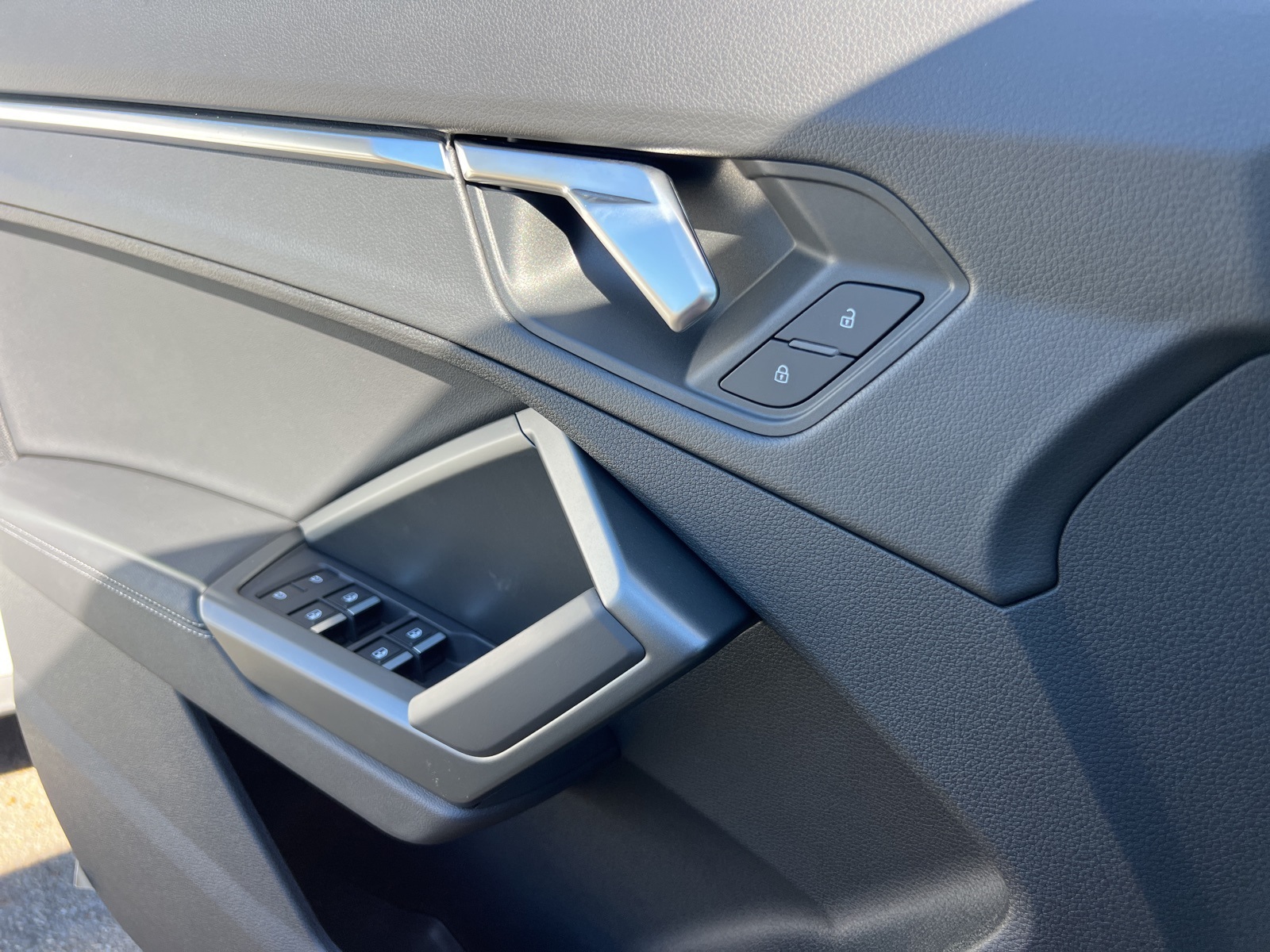 2025 Audi Q3 S Line Premium Image 16 of 18