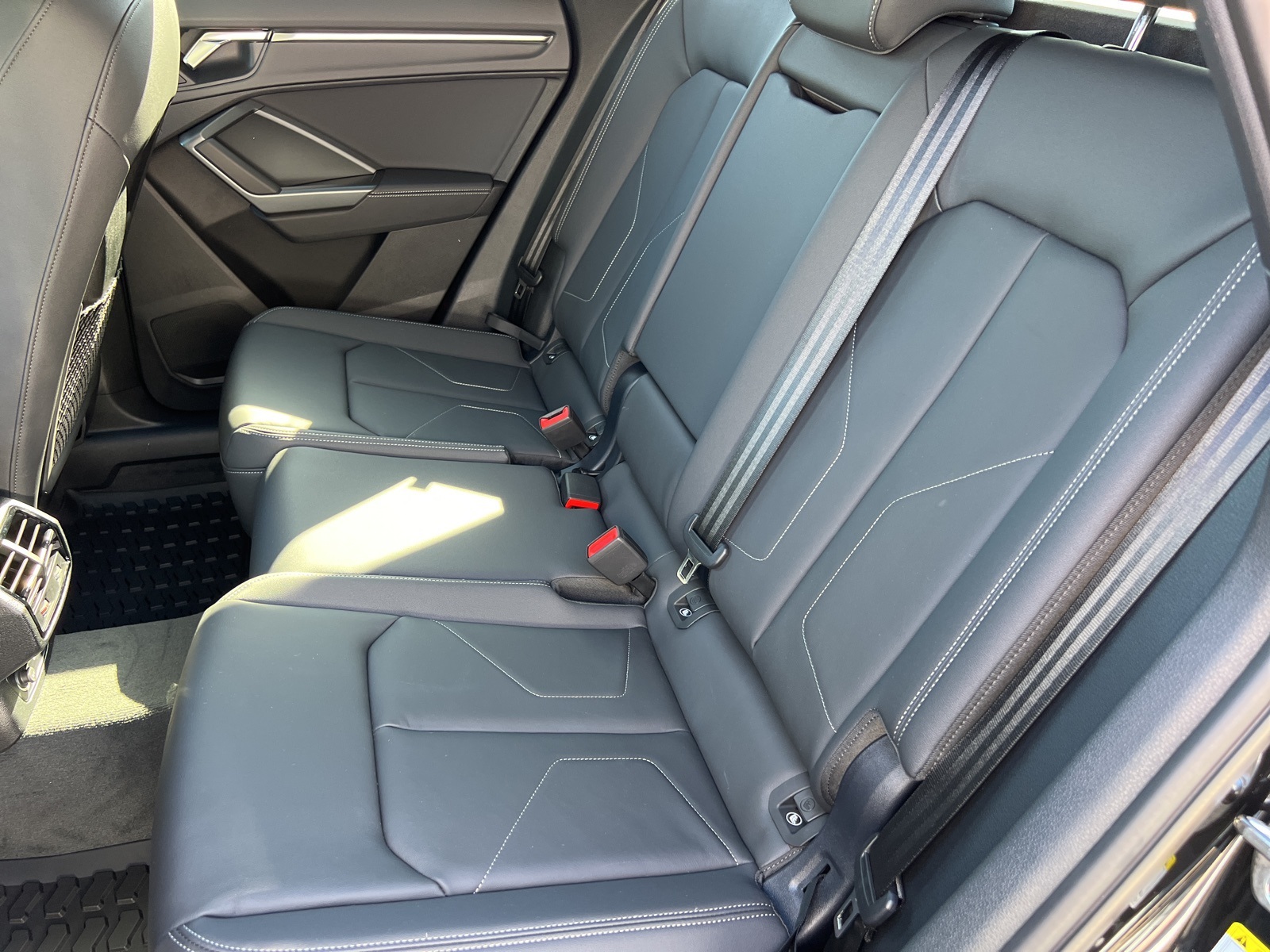 2025 Audi Q3 S Line Premium Image 8 of 18