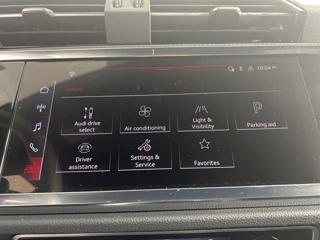 Vehicle image 14 of 22