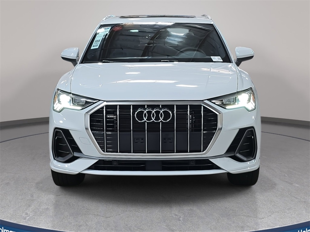 2025 Audi Q3 S Line Premium Image 2 of 35