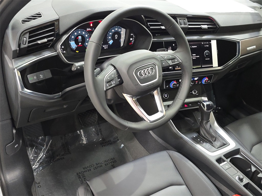 2025 Audi Q3 S Line Premium Image 20 of 35