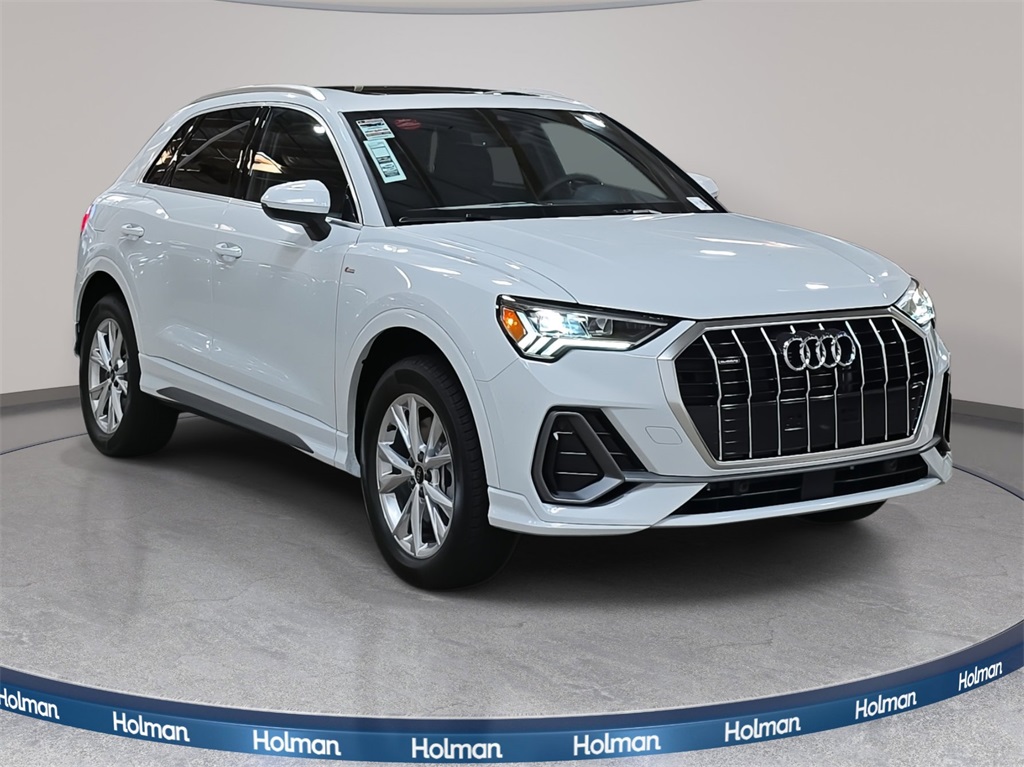 2025 Audi Q3 S Line Premium Image 3 of 35