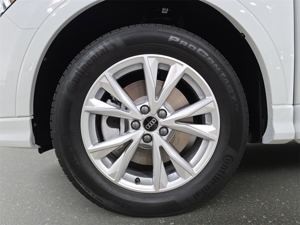 2025 Audi Q3 S Line Premium Image 10 of 35