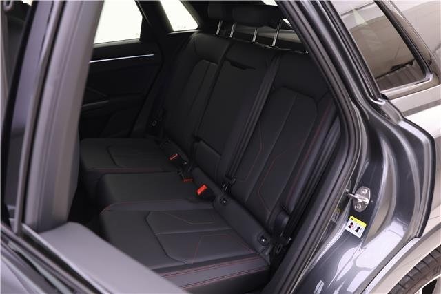 Vehicle image 8 of 17