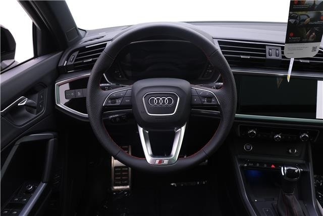 Vehicle image 12 of 17