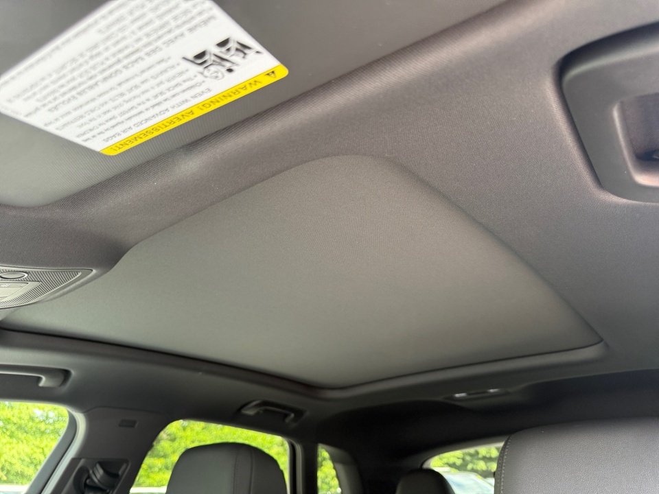 Vehicle image 34 of 35