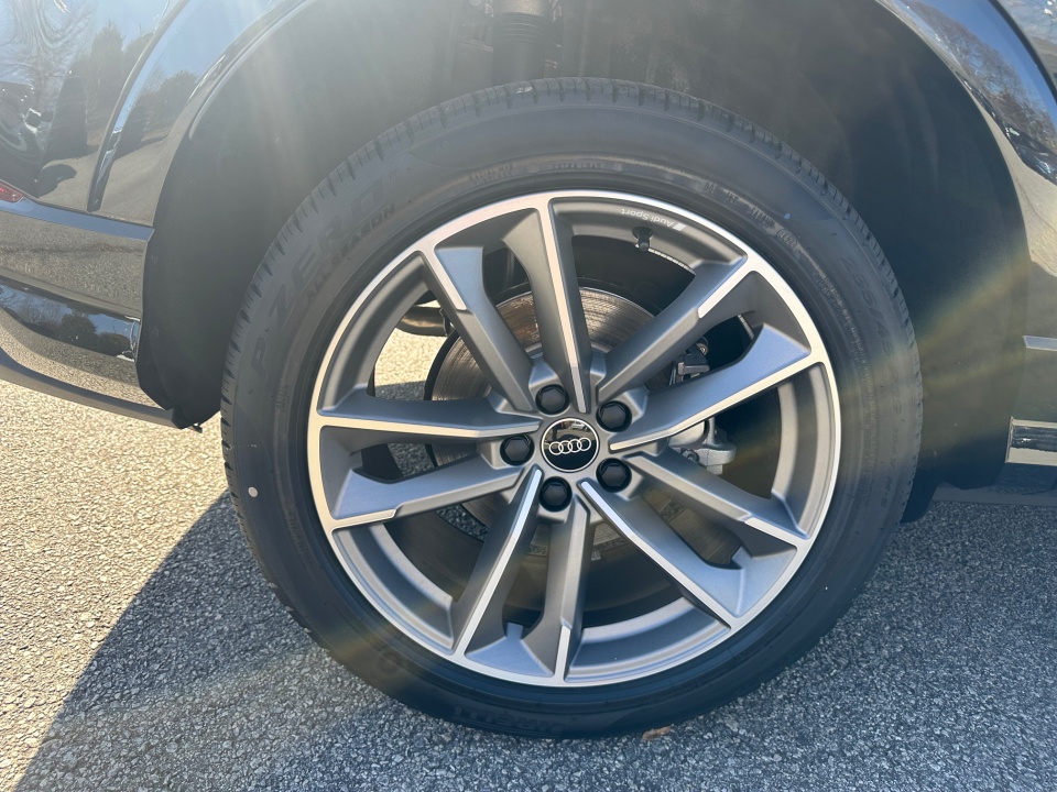 Vehicle image 23 of 35