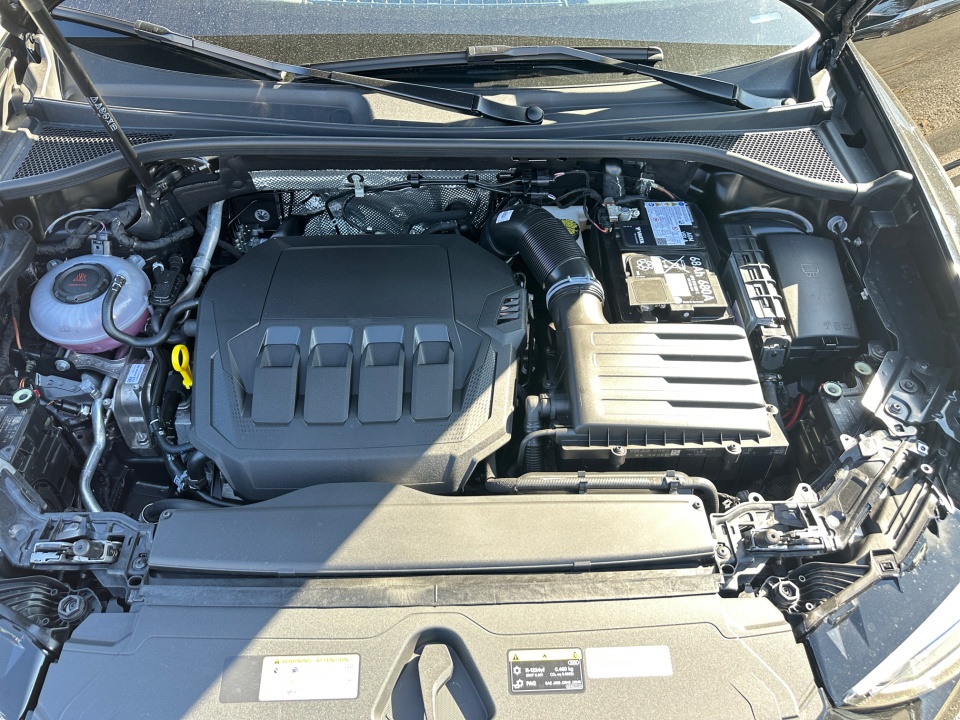 Vehicle image 16 of 35