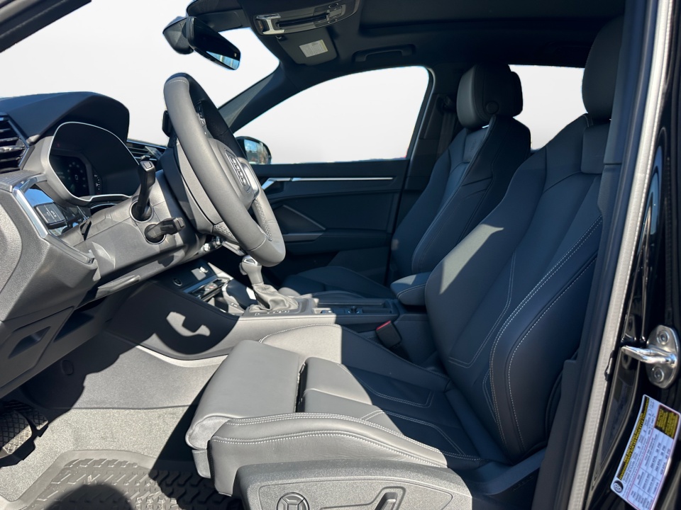Vehicle image 9 of 35