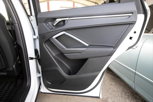 2025 Audi Q3 S Line Premium Image 16 of 40