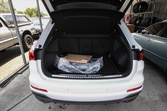 2025 Audi Q3 S Line Premium Image 11 of 40